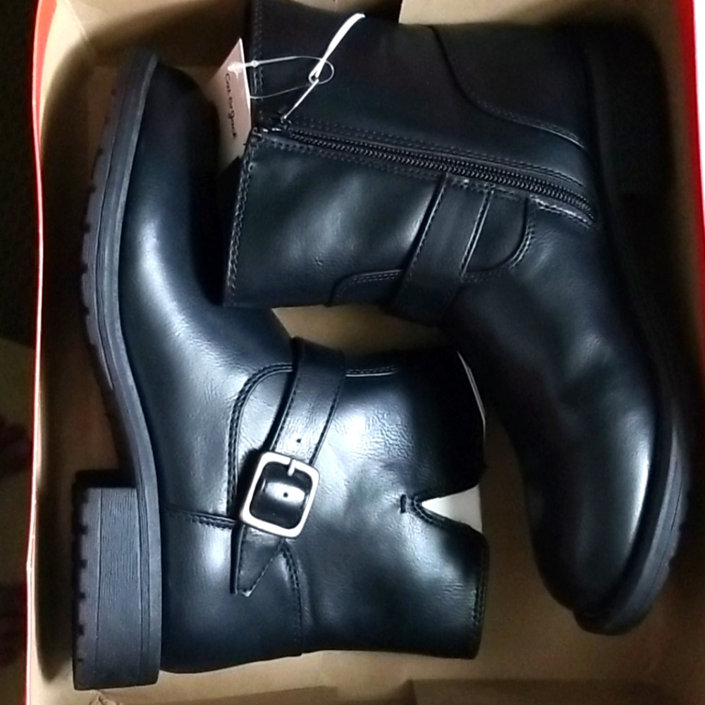 New Low Black boot